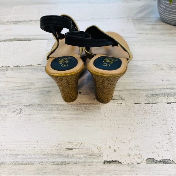 Gold and black wedges - Picture 3 of 4